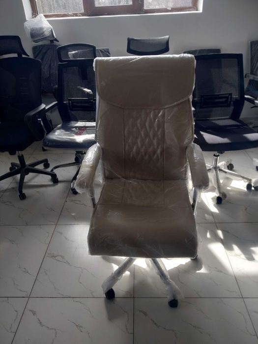 Office kreslo holati  Alo otirilmagan kecha olganman