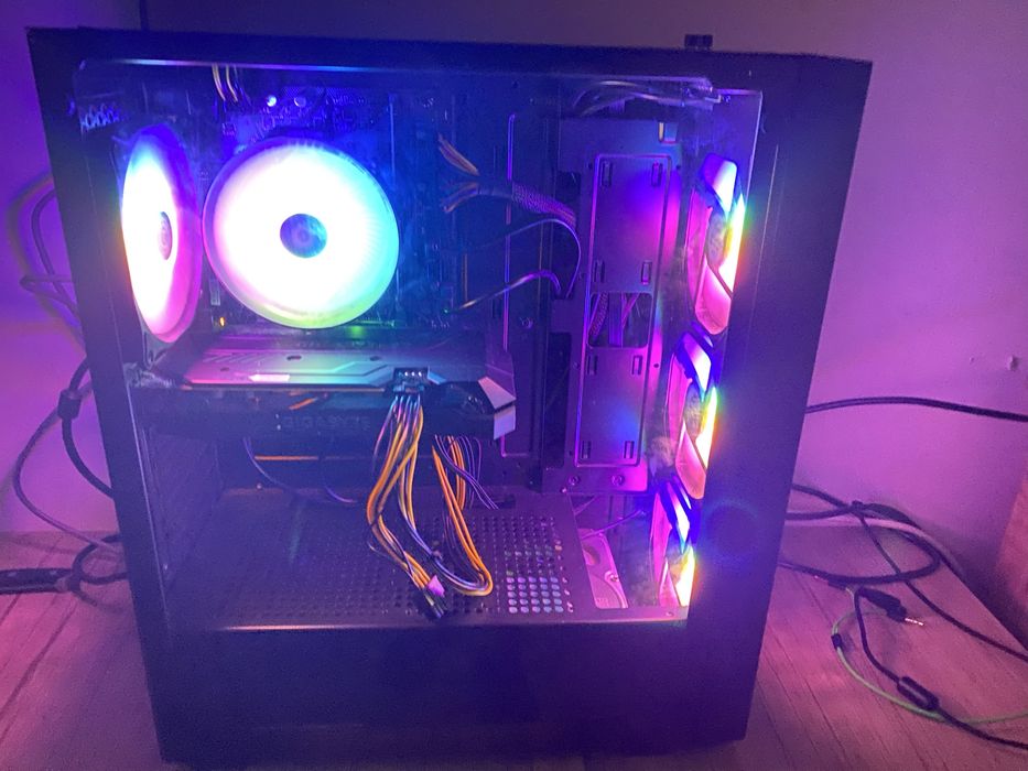 Продаю компьютер!!! Хороший,