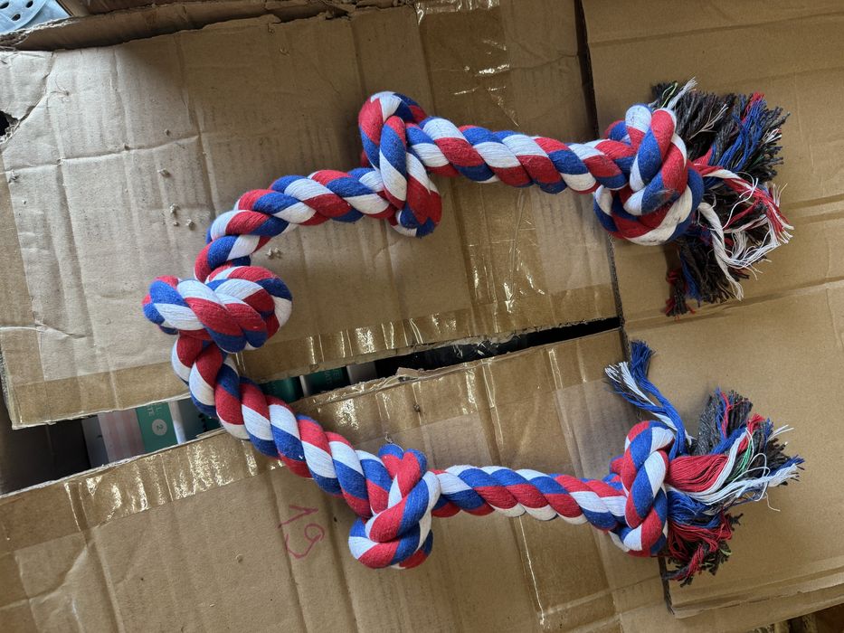 Jucarie animale , caini , pisici