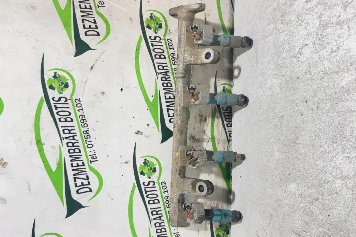 Rampa injectoare Opel Vectra 2004 1.8 MT (122 hp)