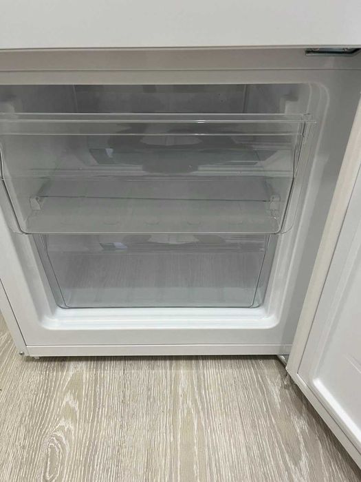 Холодильник Dexp