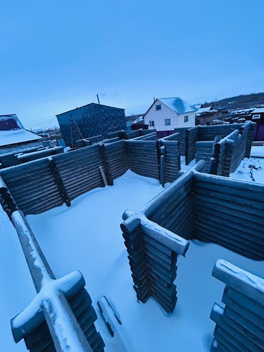 Продам баню 10 на 10.