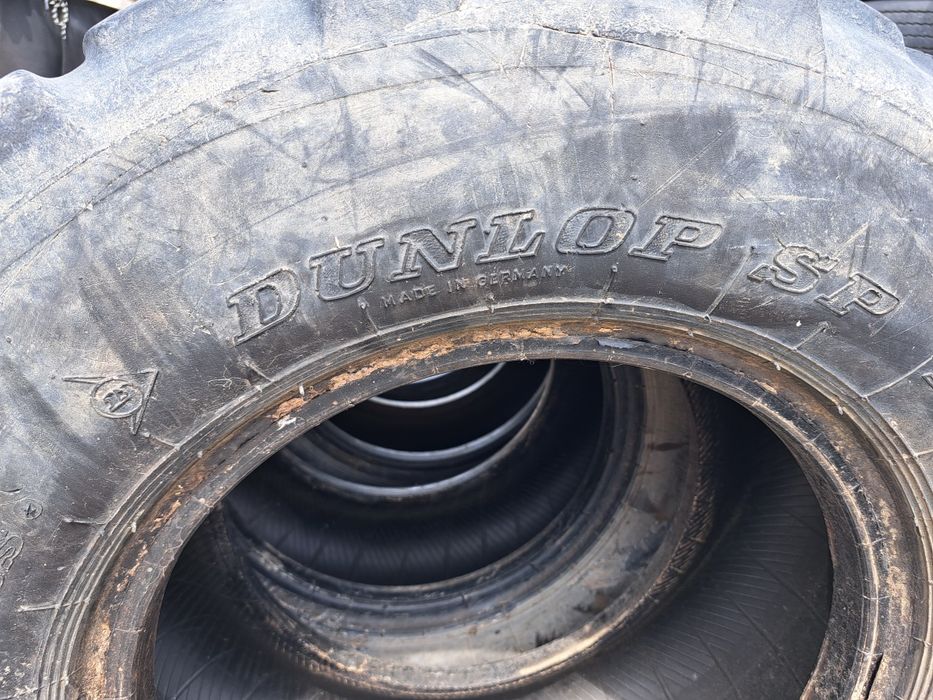 Anvelope 15.5-55r18 sau 335-55r18 Dunlop