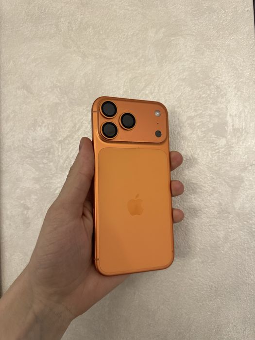 Продам Iphone 17 Pro Max