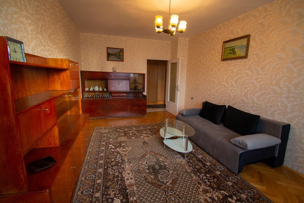 Двустаен, под наем, ж.к Банишора