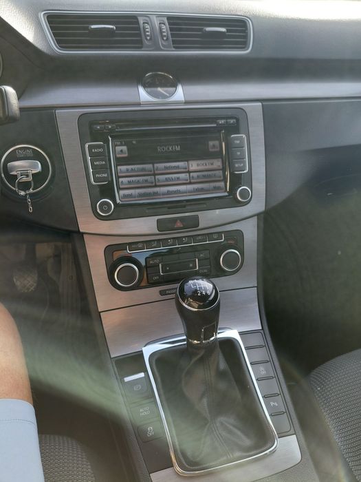VOLKSWAGEN Passat 2011 — imagine 5