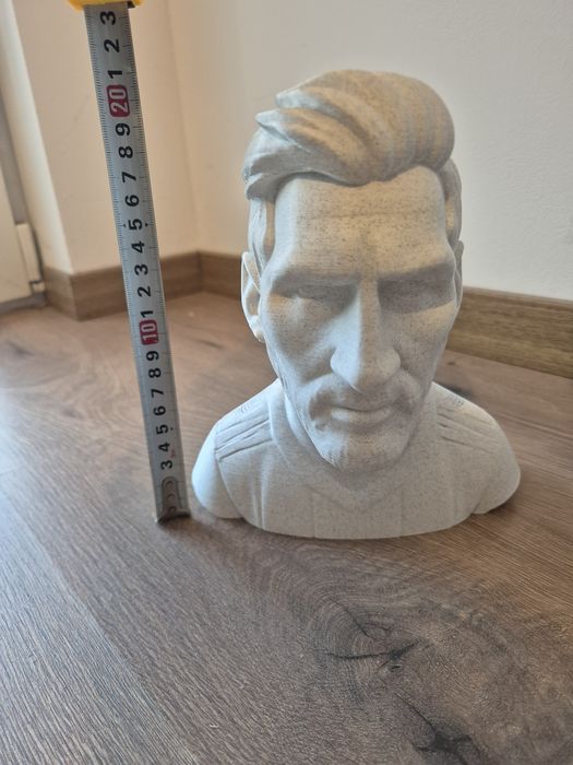 Lionel Messi statuie bust. Leo Messi statue 20 cm