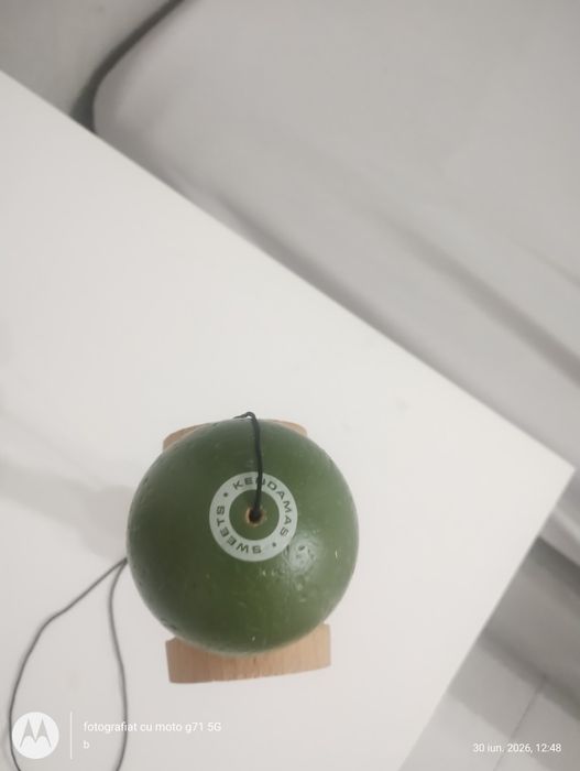 Vând kendama sweets broken shape tracker Army