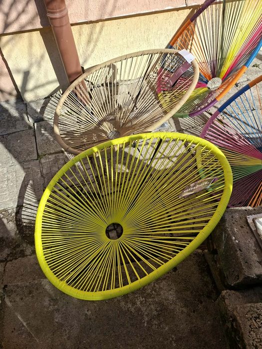 Здравейте продавам чисто нови градински столове по 15 евро брой без ко