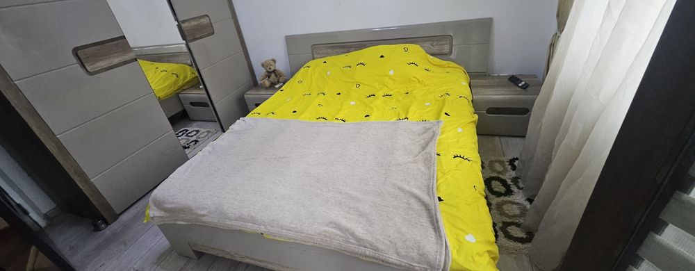 Dormitor comple Pat+ saltea Dormeo+ Dulap+ 2 noptiere