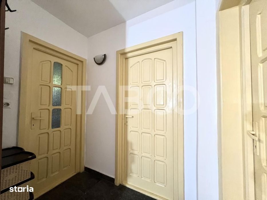 Apartament cu 3 camere in Gheorgheni zona Piata Mercur balcon si beci