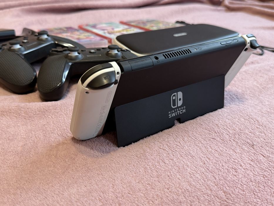 Nintendo Switch OLED White