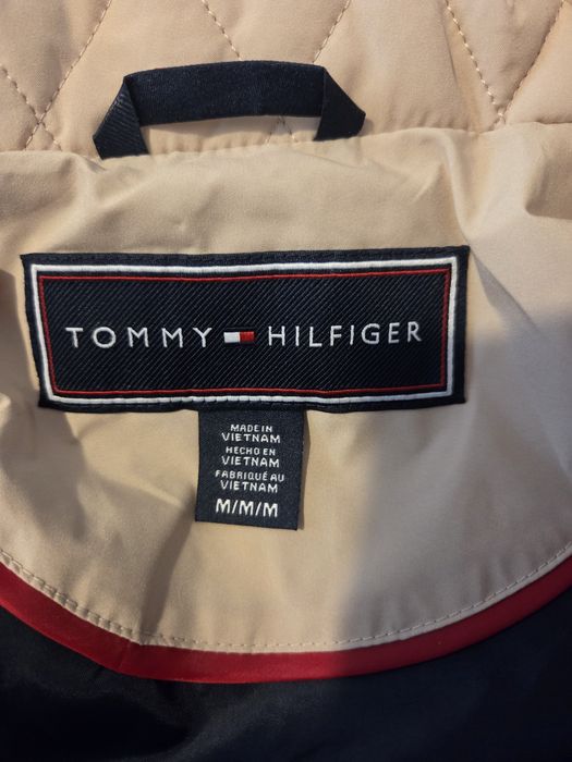Преходно дамско яке Tommy Hilfiger