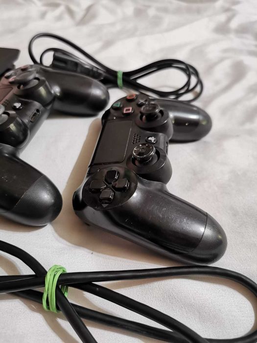 Consola PlayStation 4 completa