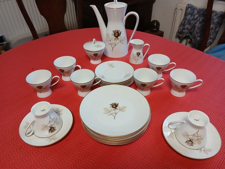Set porțelan Rosenthal impecabil +CADOU  2 cești cu farfurii