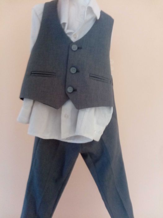 Детски официален  костюм -2г.