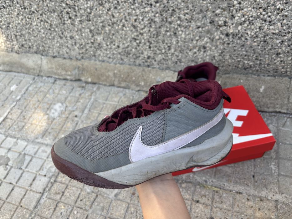Оригинални детски маратонки Nike Team Hustle D 10 (Размер [36])