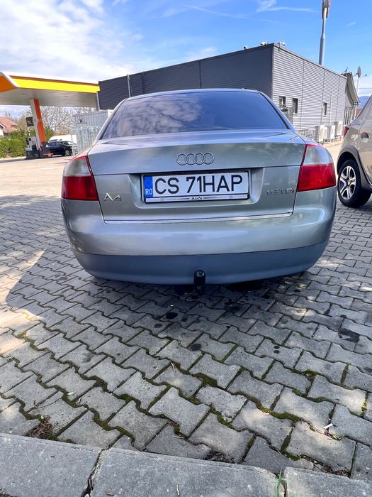 Mașină Audi A4 2003