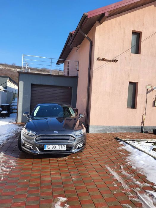 Ford Mondeo Ford Mondeo Titanium 2016 – Confort, Eleganță și Fiabilitate