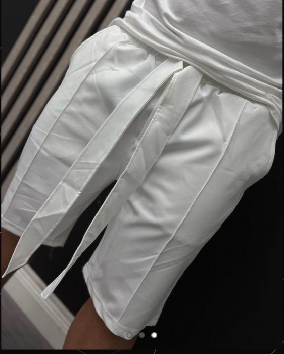 Pantaloni scurti cu Cordon lung! Calitate TOP