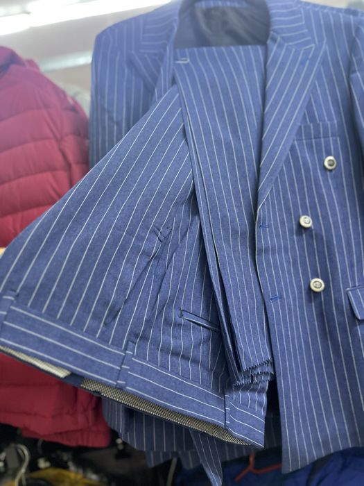 Costum barbati elegant
