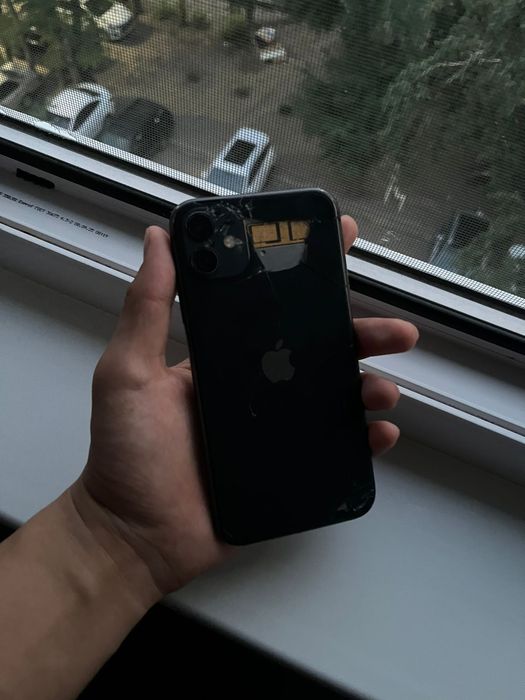 iPhone 11, 74%акб, 128гб