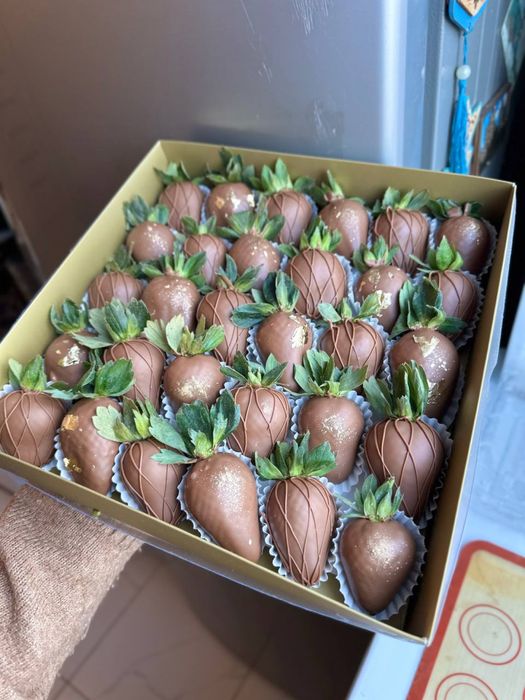 Клубника в шоколаде по доступной цене