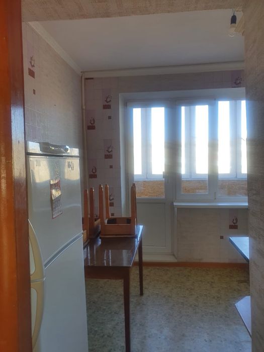 Сдам двухкомнатную квартиру Шешембекова 11