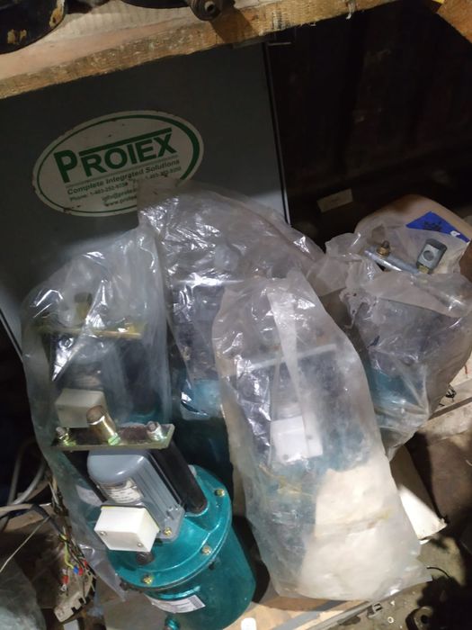 продам гидротолкатели