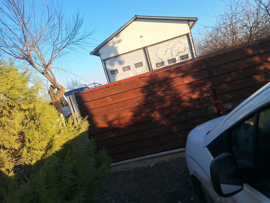 De inchiriat garaj service auto