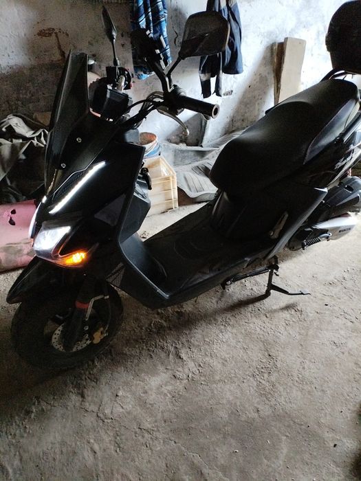 Скутер 150cyb в хорошем состоянии
