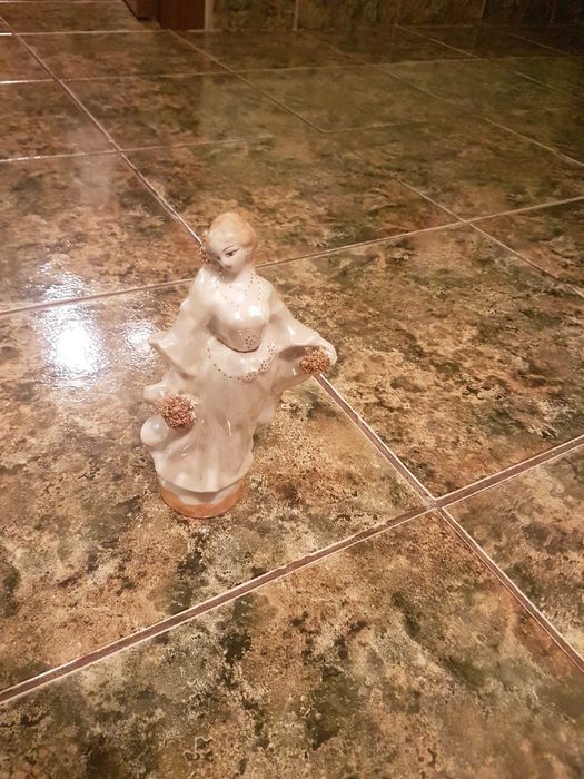 Bibelouri sufragerie