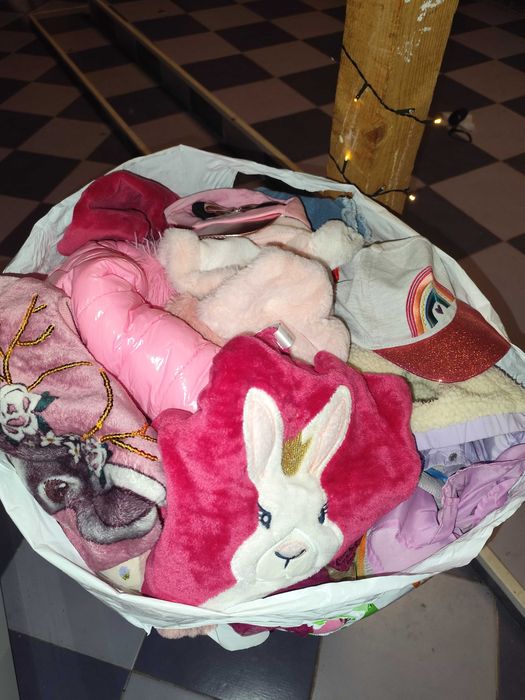 Предлагаме дрешки за момиченца, зимни,летни,пролетни,Есенни,