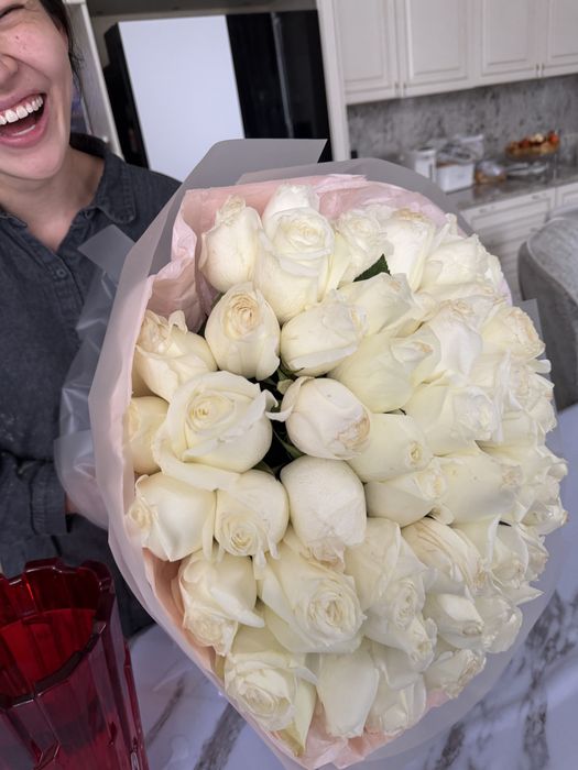 Букет из белых роз
