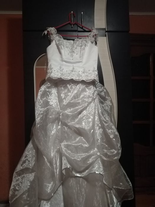 Rochie de mireasa din 2 piese