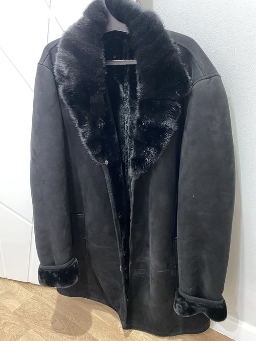 Продам дубленку новую.