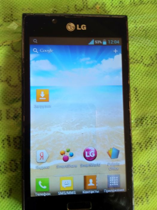 Телефон  LG недорого.