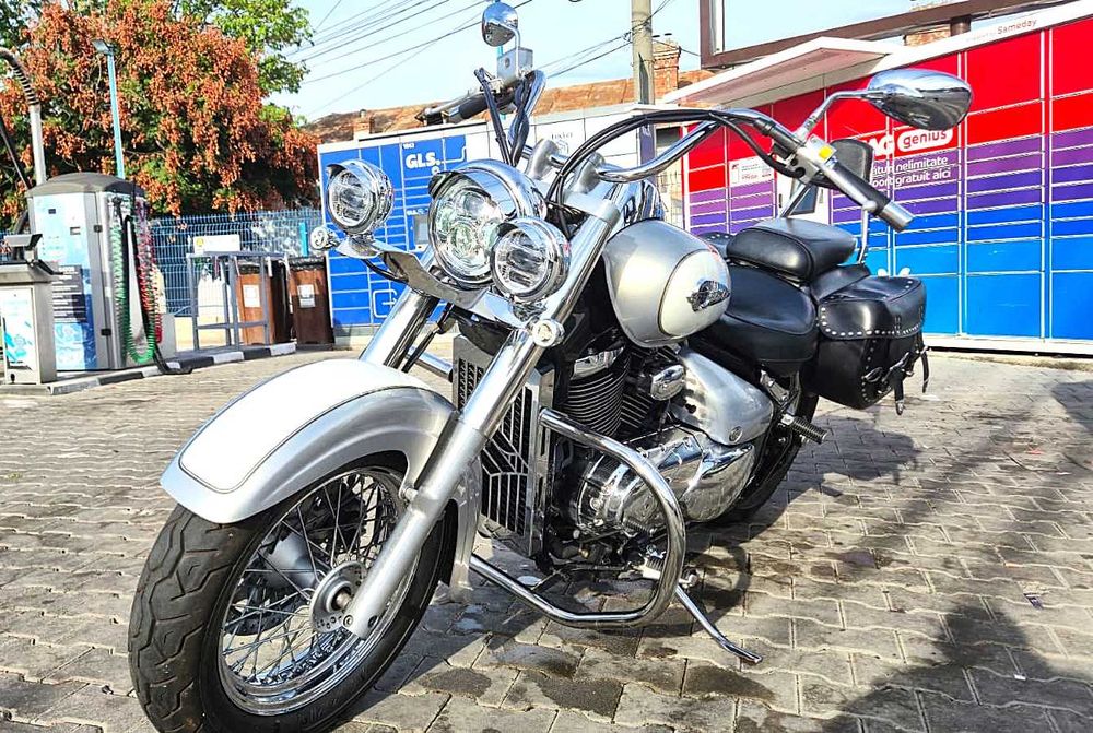 Suzuki Volusia VL800