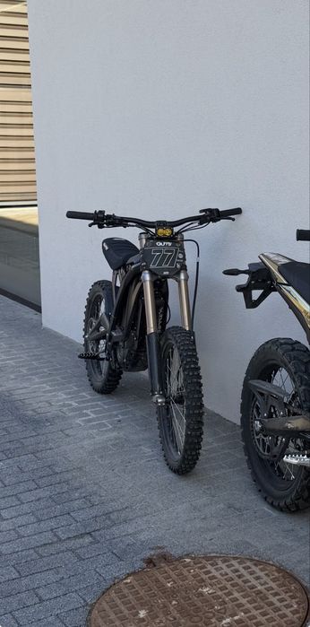 Surron light bee X 2025