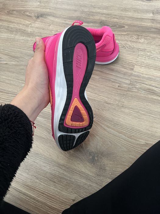 Дамски маратонки Nike dual fusion
