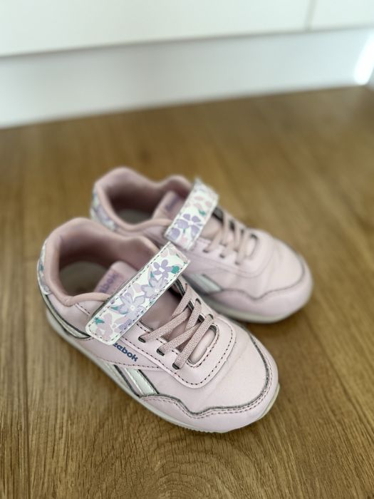 Спортни обувки REEBOK - номер 24