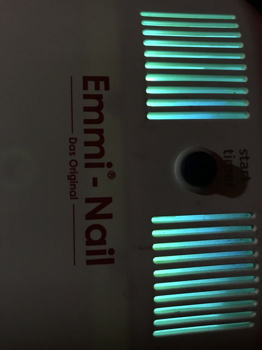 Lampă de unghii cu neoane