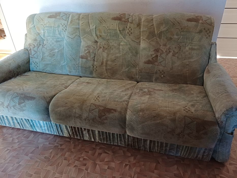 Диван и кресло, б/у