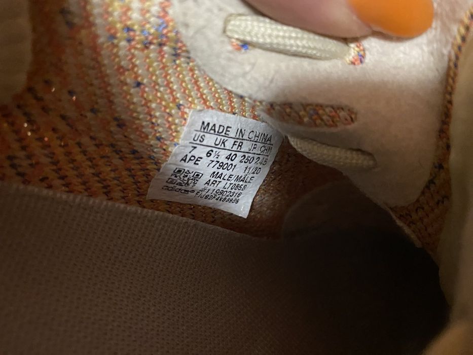 Маратонки Adidas yeezy