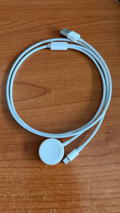 Двоен Y кабел за Apple