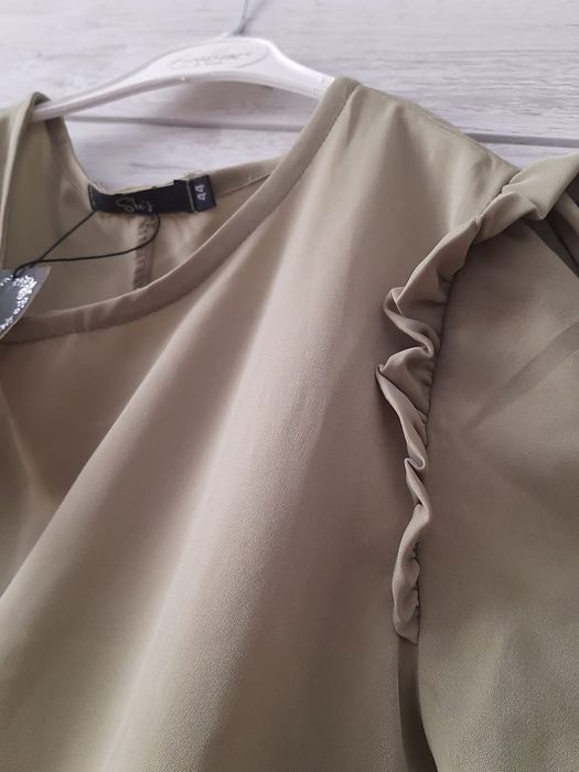 Продам платья новый