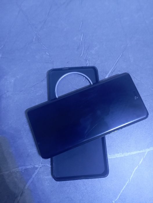 Honor x9c 5g 256 gb 6600 mAh