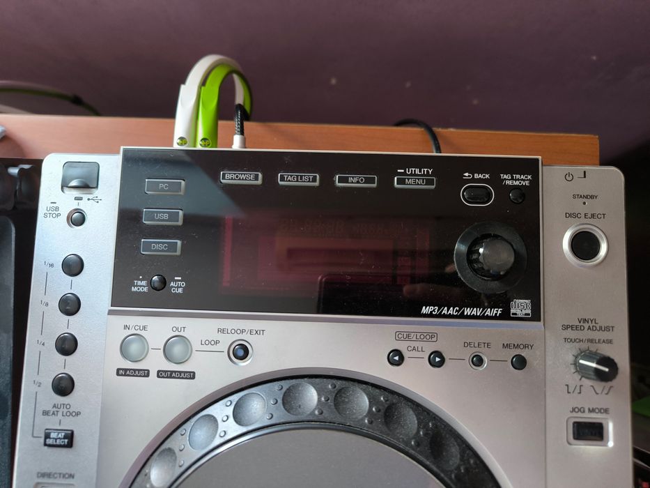 2x Pioneer CDJ-850-S (Сребристи) + 2x UDG чанти + Премиум Neo d+ кабели