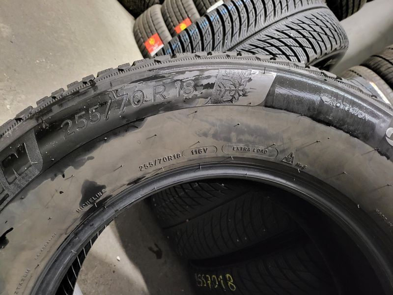 255/70/18 MICHELIN 4бр