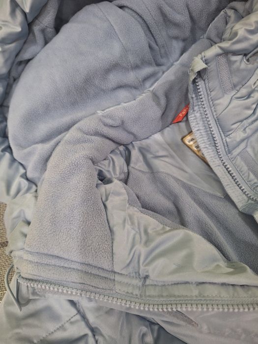 Продам зимнее пальто для девочки